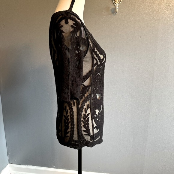 NWT - laundry BY SHELLI SEGAL black top. Size 2. - Picture 4 of 8